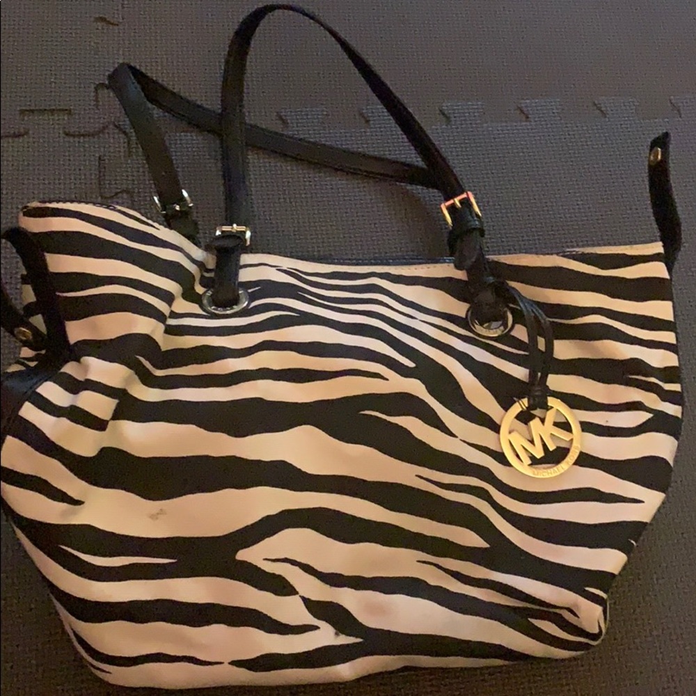 Michael Kors animal print black/white handbag